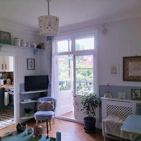Charming London With Balcony Apartamento Exterior foto