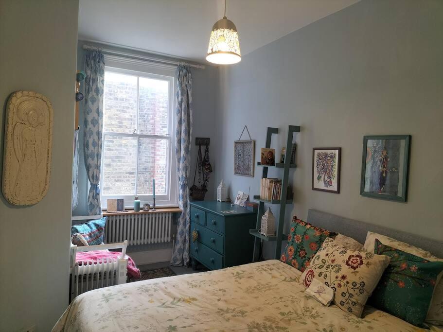 Charming London With Balcony Apartamento Exterior foto