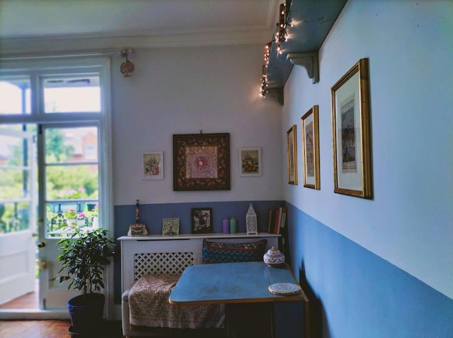 Charming London With Balcony Apartamento Exterior foto